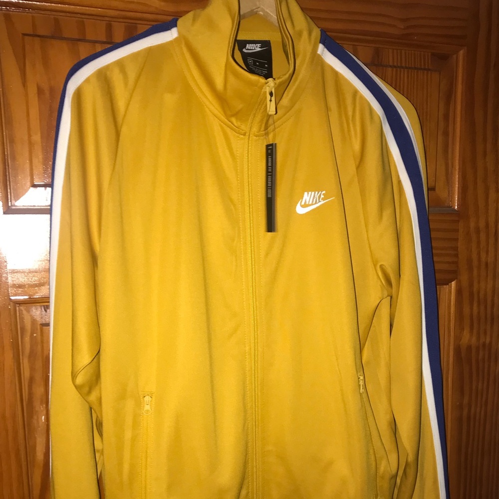 💫Authentic Nike track jacket 💫
